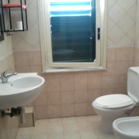 Glass Cinquecento Apartment