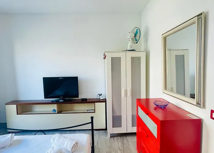 Glass Cinquecento Apartment